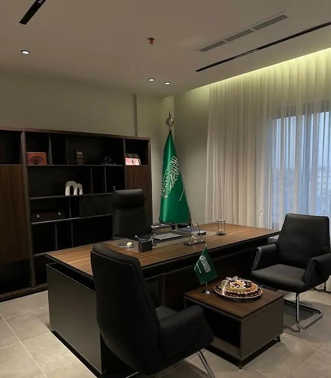 مكتب المحامي مؤيد بن بدر آل إسحاق